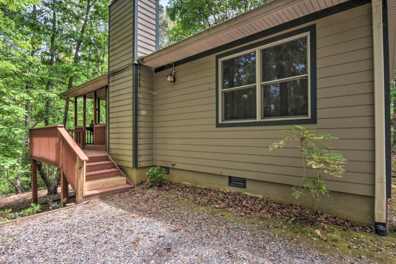 The Honeybee Cabin With Private Porch And Hot Tub Clarkesville Екстериор снимка